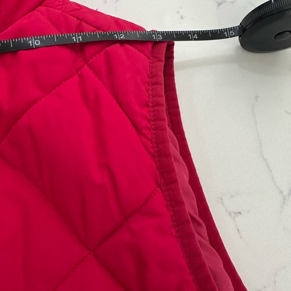 J.Crew Women's Hot Pink Quilted Vest with Gold Accents size Medium - Picture 9 of 13